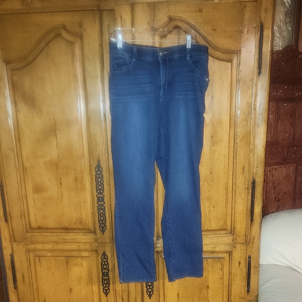Democracy Jeans Absolution High Rise Straight Leg Jeans Sz 18 Gently Used
